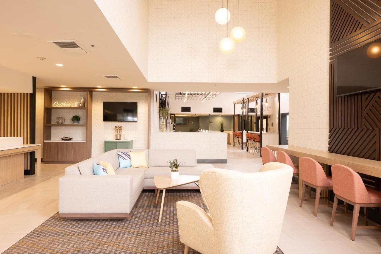 Holiday Inn Santa Ana-Orange County Airport By Ihg Exterior photo